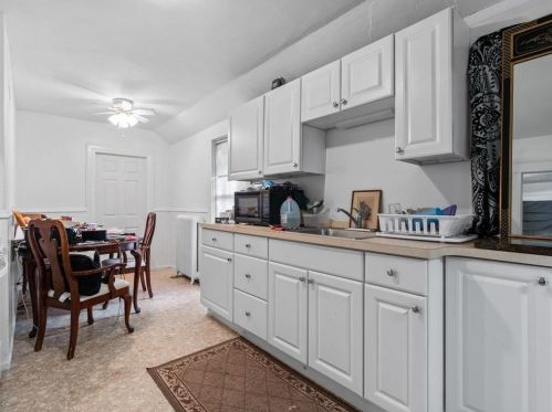 88 Prospect St, Woonsocket RI 02895-1910 exterior