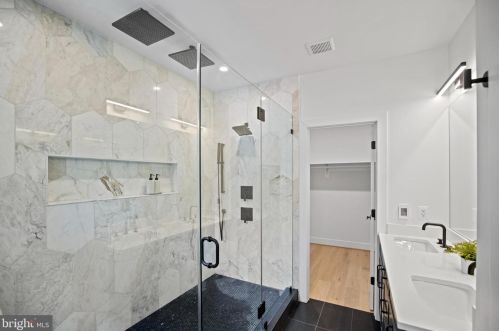 1834 Swann St, Washington DC  20009-5505 exterior