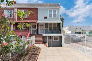 163 Maspeth Ave, Brooklyn, NY 11211-2603