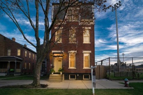 1223 Juniata St, Pittsburgh, PA 15233-1214