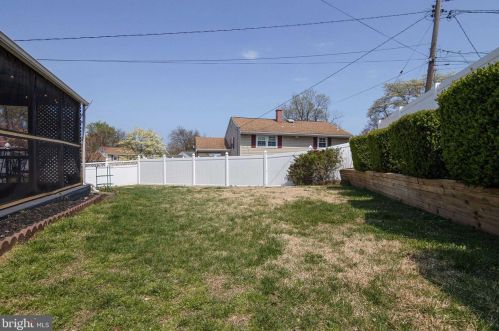 215 Ridgely Rd, Glen Burnie MD 21061-4513 exterior