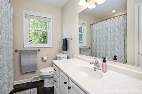 6548 Ormada Dr, Kalamazoo MI  49048-5806 exterior