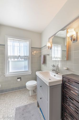 11702 Oakley Ave, Chicago IL  60643-4726 exterior