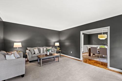 1521 Candlewood Dr, Pittsburgh PA  15241-2909 exterior