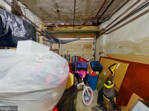 4033 Castor Ave, Philadelphia PA 19134-5528 exterior