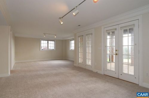 3293 Sandown Park Rd, Keswick VA 22947-2733 exterior