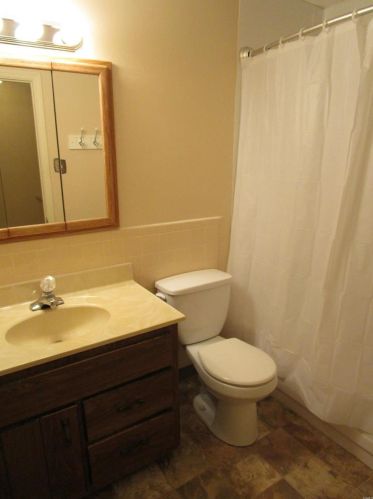 8768 Santa Bella Dr D, Hazelwood MO 63042-2918 exterior