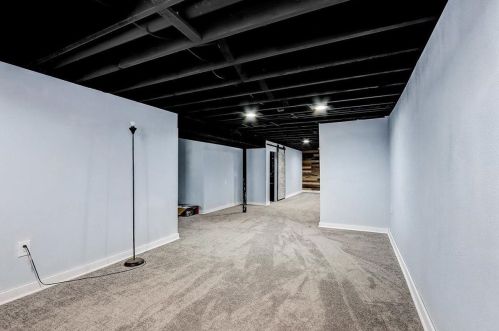 10341 Silver Spring Dr, Milwaukee WI 53209-5149 exterior