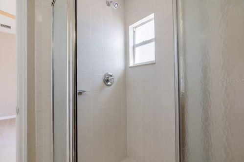 9517 Citrus Glen Pl, Tampa FL  33618-4032 exterior