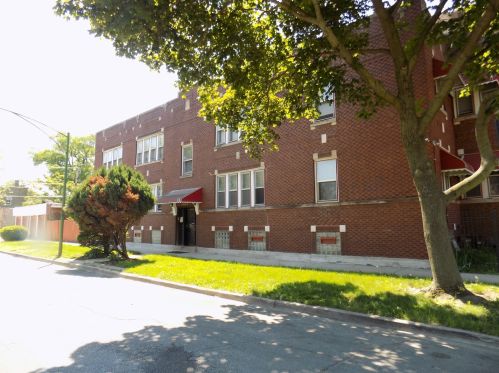 1475 77th St, Chicago, IL 60620-2728
