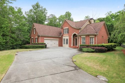 6991 Brandon Mill Rd, Atlanta, GA 30328-2032