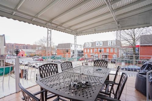 652 Beck St, Bronx NY 10455-1902 exterior