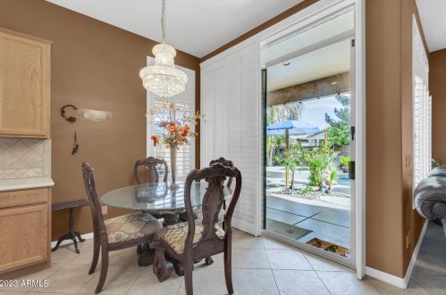 2441 Thompson Way, Chandler AZ 85286-8436 exterior