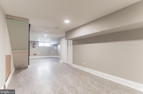 2525 Carlisle St, Philadelphia PA 19132-0040 exterior