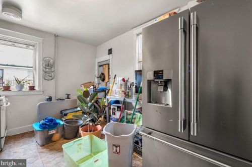 7016 Limekiln Pike, Philadelphia PA 19138-3130 exterior