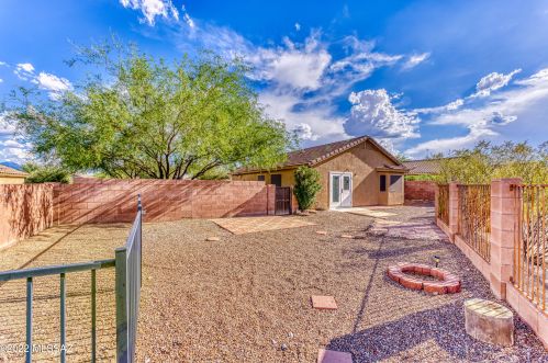 660 Echo Mesa Dr, Green Valley AZ 85614-5487 exterior