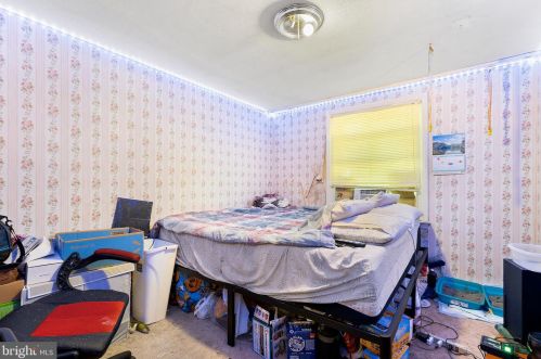 6029 Loretto Ave, Philadelphia PA 19149-3212 exterior