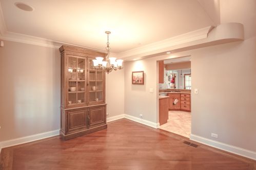 6654 Kilbourn Ave, Chicago IL  60712-3326 exterior