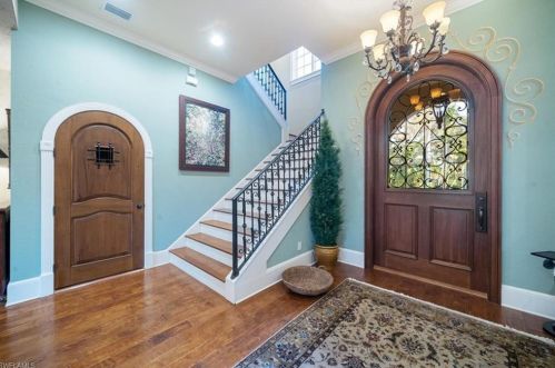 611 18th Ave, Naples, FL 34120-6300