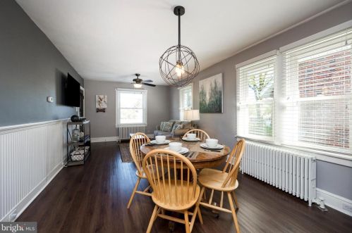 697 Hanover St, Pottstown PA 19464-4519 exterior