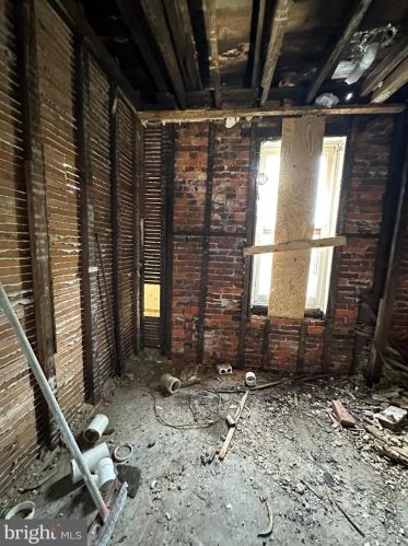 3712 15 St, Philadelphia PA 19140-3602 exterior