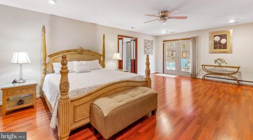 925 Hunting Lake Dr, Huntingtown MD 20639-2704 exterior