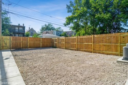 912 Monticello Ave, Chicago IL  60651-3949 exterior