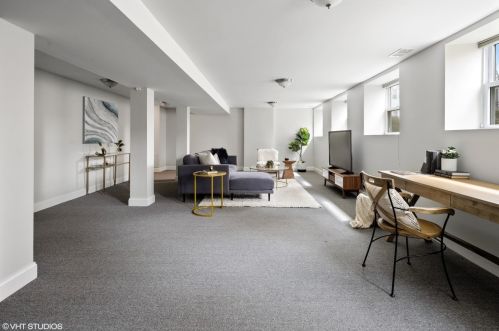 4320 Bernard St, Chicago IL  60618-1110 exterior