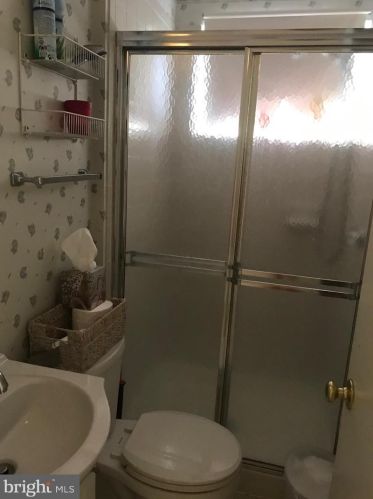 5005 Adrian St, Rockville MD  20853-3705 exterior