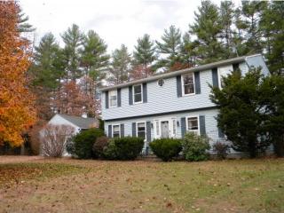 3 Jason Dr, Merrimack, NH 03054-2542