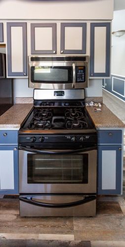 355 60th Dr, Gary IN  46410-3011 exterior