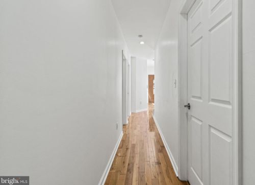 508 Carpenter St, Philadelphia PA  19147-4014 exterior