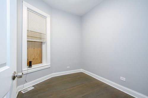 1647 Central Park Ave, Chicago IL 60647-4701 exterior