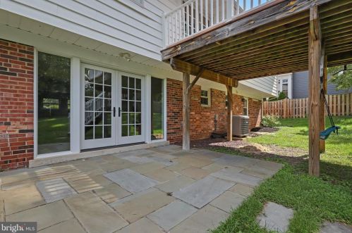 6527 Divine St, Mc Lean VA 22101-4623 exterior