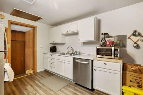 919 6 St, Saint Paul MN 55106-4503 exterior