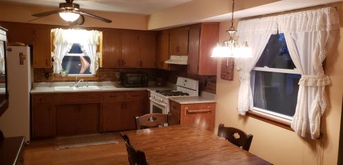 10917 Mequanigo Dr, Milwaukee, WI 53227-3046