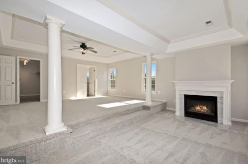 6149 Cobbs Rd, Alexandria VA 22310-1647 exterior