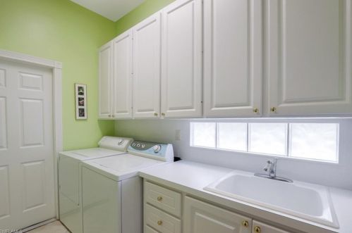 5272 Hawkesbury Way, Naples FL 34119-9581 exterior