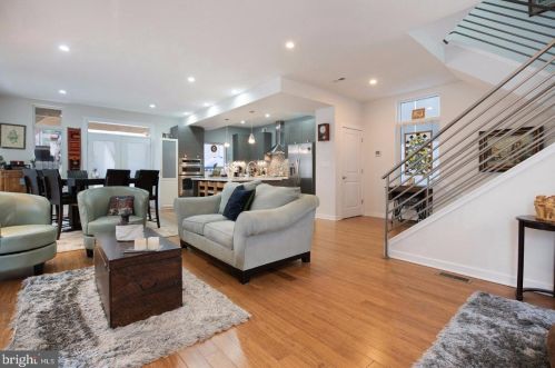 860 Leithgow St, Philadelphia PA  19123-2127 exterior