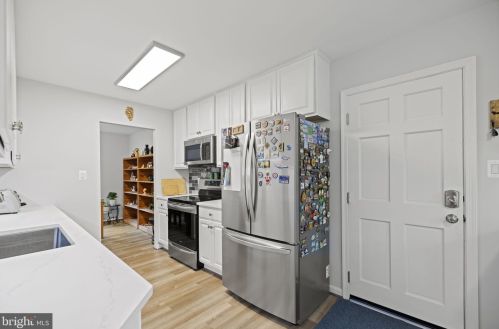 14921 Clavel St, Rockville MD  20853-1545 exterior