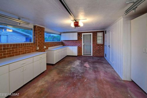 2101 Copper St, Tucson AZ  85719-3213 exterior