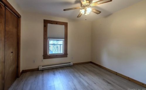 58 Washington St, Wallingford CT 06492-3530 exterior