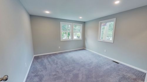 108 2 St, Huntington Station NY 11746-1565 exterior