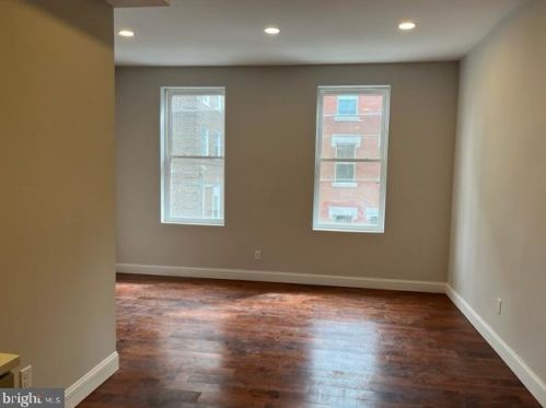 1406 5th St, Philadelphia, PA 19147-5919