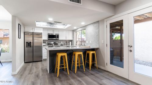 14851 25th Dr, Phoenix, AZ 85023-5083