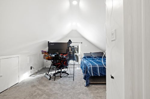 1937 95th St, Milwaukee WI  53227-1414 exterior