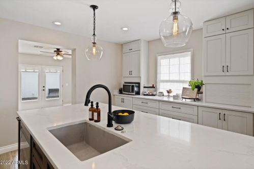 2941 16 Dr, Phoenix AZ 85015-1429 exterior