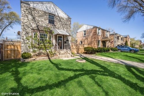 5114 Neenah Ave, Chicago, IL 60656-3729