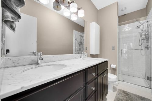 2116 Shakespeare Ave, Chicago IL 60647-3914 exterior