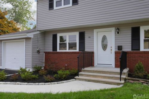 16 Carole Pl, Old Bridge NJ  08857-2502 exterior